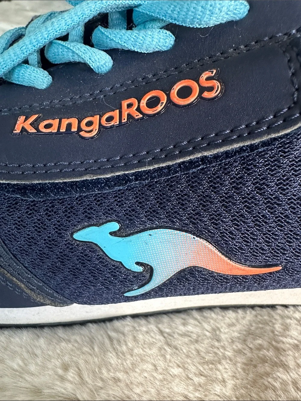 Iconic 80s Favorite Navy and Coral KangaROOS Sneaker with Zipper Side Pouches, 9